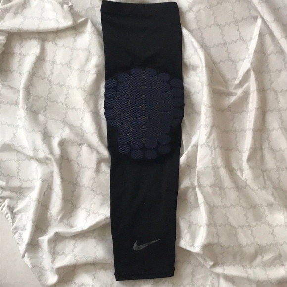 nike combat basketball